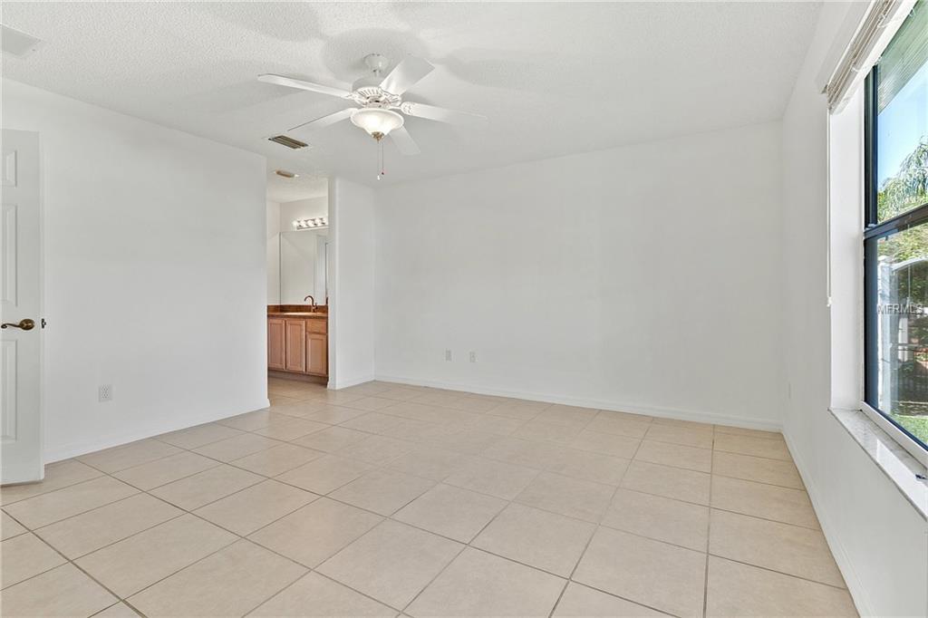 16886 SE 96TH CHAPELWOOD CIRCLE, THE VILLAGES, Florida 32162, 2 Bedrooms Bedrooms, 5 Rooms Rooms,2 BathroomsBathrooms,Residential,For sale,96TH CHAPELWOOD,G4848631