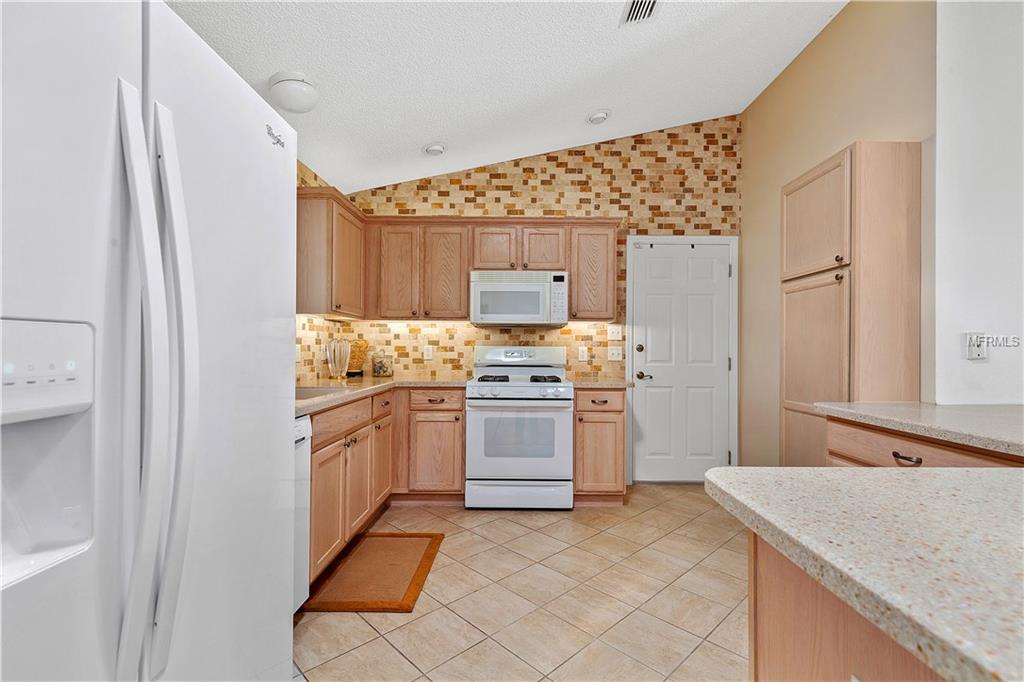 16886 SE 96TH CHAPELWOOD CIRCLE, THE VILLAGES, Florida 32162, 2 Bedrooms Bedrooms, 5 Rooms Rooms,2 BathroomsBathrooms,Residential,For sale,96TH CHAPELWOOD,G4848631