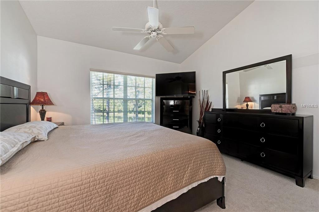 5422 FAIR OAKS STREET, BRADENTON, Florida 34203, 3 Bedrooms Bedrooms, 7 Rooms Rooms,2 BathroomsBathrooms,Residential,For sale,FAIR OAKS,A4201316