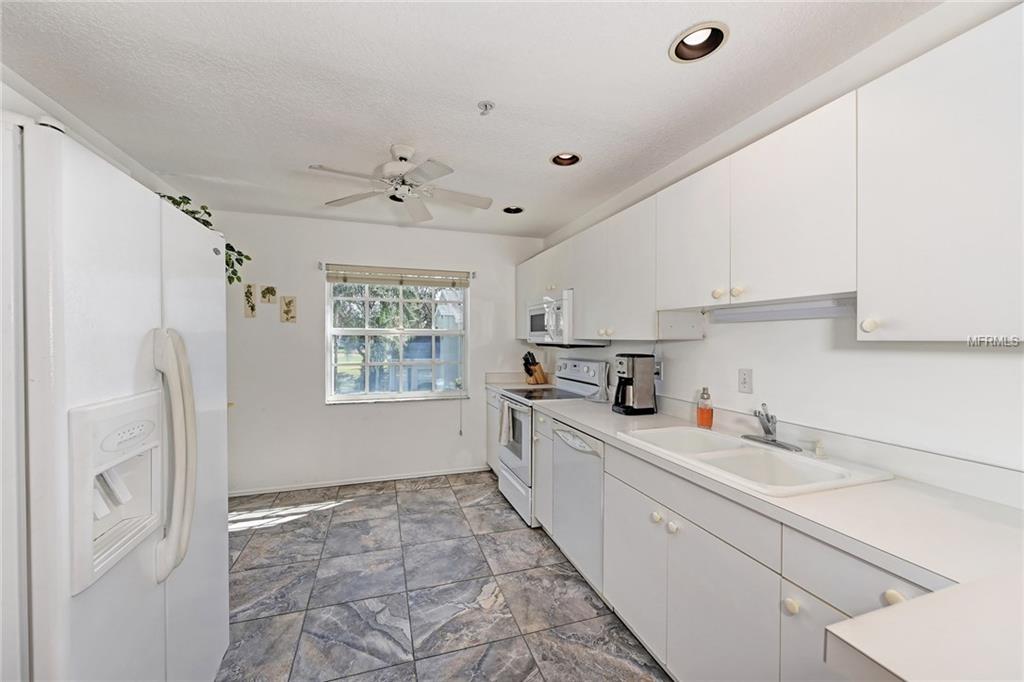 5422 FAIR OAKS STREET, BRADENTON, Florida 34203, 3 Bedrooms Bedrooms, 7 Rooms Rooms,2 BathroomsBathrooms,Residential,For sale,FAIR OAKS,A4201316