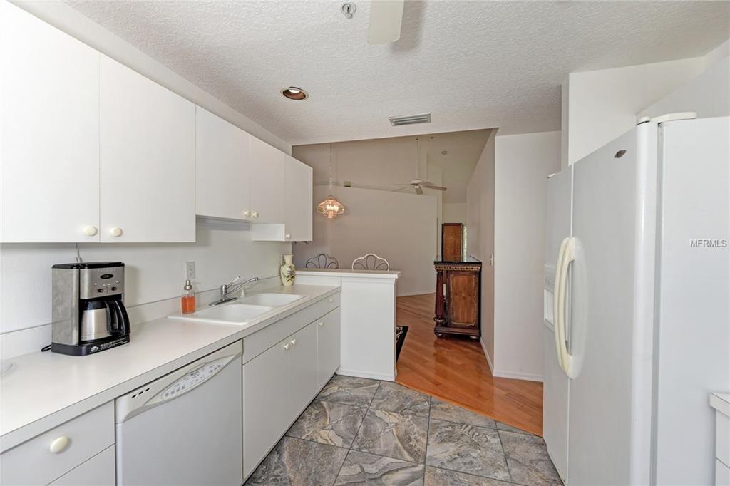 5422 FAIR OAKS STREET, BRADENTON, Florida 34203, 3 Bedrooms Bedrooms, 7 Rooms Rooms,2 BathroomsBathrooms,Residential,For sale,FAIR OAKS,A4201316