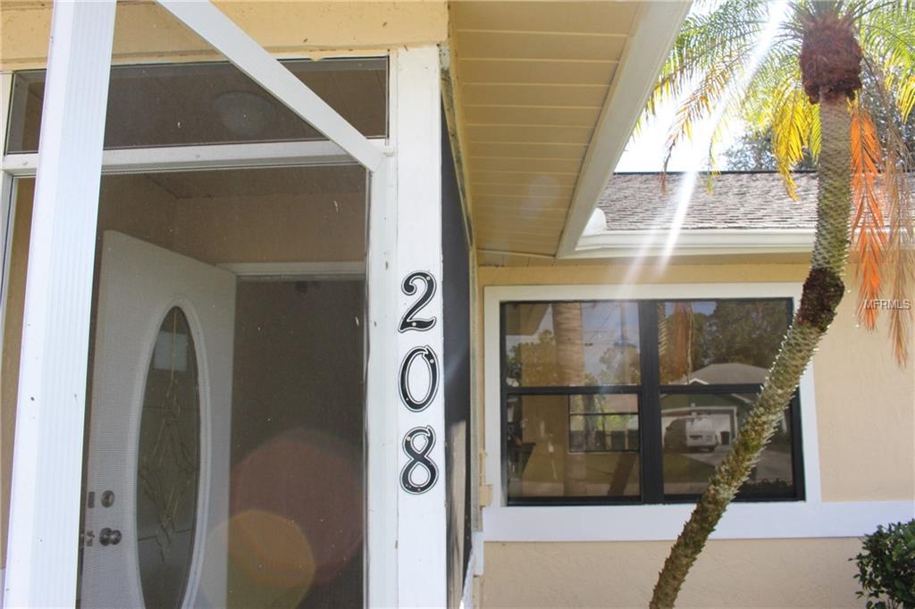 208 SIMS CIRCLE, PORT SAINT LUCIE, Florida 34984, 3 Bedrooms Bedrooms, 3 Rooms Rooms,2 BathroomsBathrooms,Residential,For sale,SIMS,A4202638