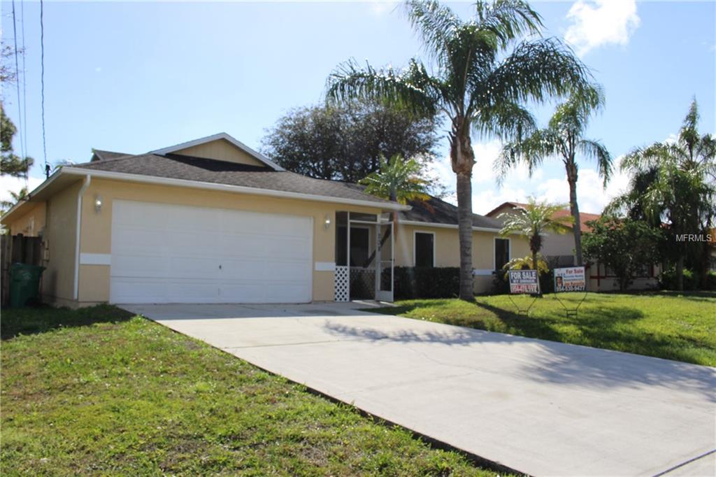 208 SIMS CIRCLE, PORT SAINT LUCIE, Florida 34984, 3 Bedrooms Bedrooms, 3 Rooms Rooms,2 BathroomsBathrooms,Residential,For sale,SIMS,A4202638