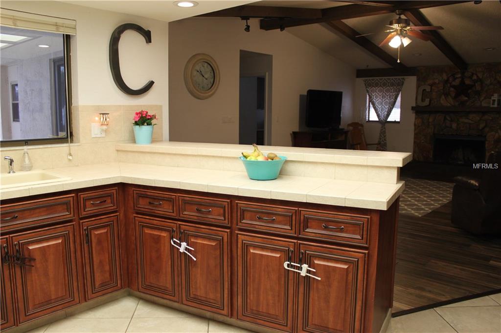 3018 SANDPIPER PLACE, CLEARWATER, Florida 33762, 3 Bedrooms Bedrooms, 7 Rooms Rooms,2 BathroomsBathrooms,Residential,For sale,SANDPIPER,U7841968