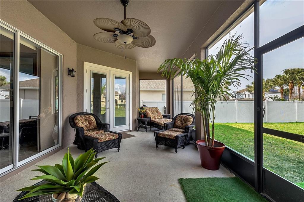 10406 SPARROW LANDING WAY, ORLANDO, Florida 32832, 4 Bedrooms Bedrooms, 13 Rooms Rooms,3 BathroomsBathrooms,Residential,For sale,SPARROW LANDING,O5557583