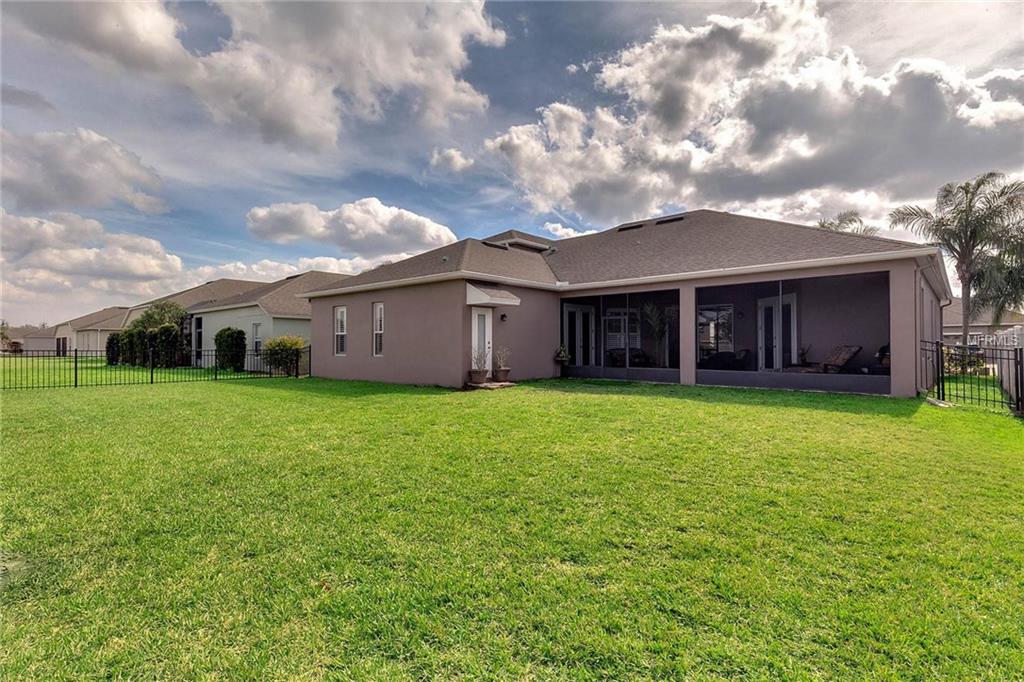 10406 SPARROW LANDING WAY, ORLANDO, Florida 32832, 4 Bedrooms Bedrooms, 13 Rooms Rooms,3 BathroomsBathrooms,Residential,For sale,SPARROW LANDING,O5557583