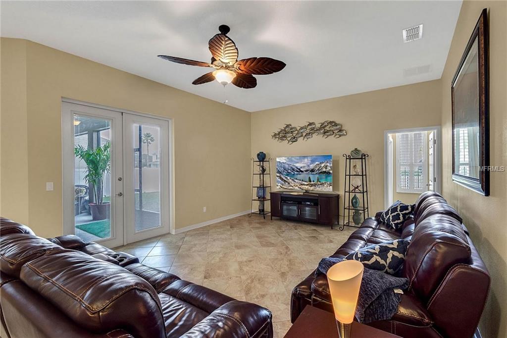 10406 SPARROW LANDING WAY, ORLANDO, Florida 32832, 4 Bedrooms Bedrooms, 13 Rooms Rooms,3 BathroomsBathrooms,Residential,For sale,SPARROW LANDING,O5557583