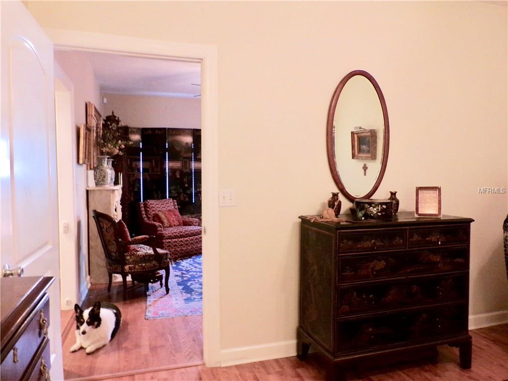 601 W EMMA STREET, TAMPA, Florida 33603, 3 Bedrooms Bedrooms, 11 Rooms Rooms,2 BathroomsBathrooms,Residential,For sale,EMMA,T2926847