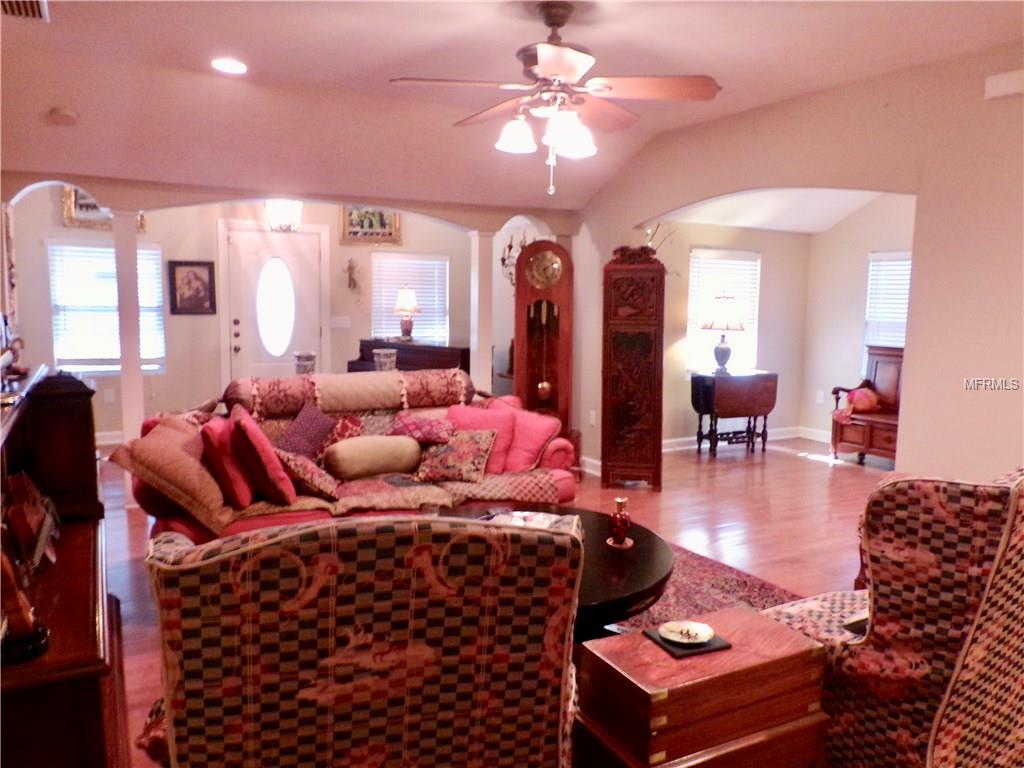 601 W EMMA STREET, TAMPA, Florida 33603, 3 Bedrooms Bedrooms, 11 Rooms Rooms,2 BathroomsBathrooms,Residential,For sale,EMMA,T2926847