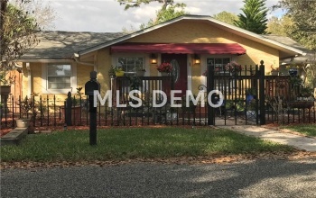 601 W EMMA STREET, TAMPA, Florida 33603, 3 Bedrooms Bedrooms, 11 Rooms Rooms,2 BathroomsBathrooms,Residential,For sale,EMMA,T2926847