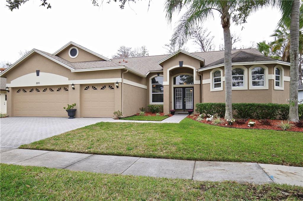 220 FAIRWAY POINTE CIRCLE, ORLANDO, Florida 32828, 4 Bedrooms Bedrooms, 9 Rooms Rooms,3 BathroomsBathrooms,Residential,For sale,FAIRWAY POINTE,O5561500