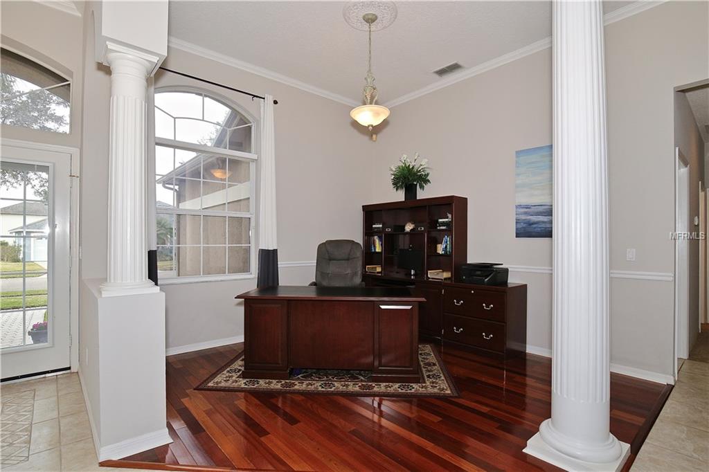 220 FAIRWAY POINTE CIRCLE, ORLANDO, Florida 32828, 4 Bedrooms Bedrooms, 9 Rooms Rooms,3 BathroomsBathrooms,Residential,For sale,FAIRWAY POINTE,O5561500