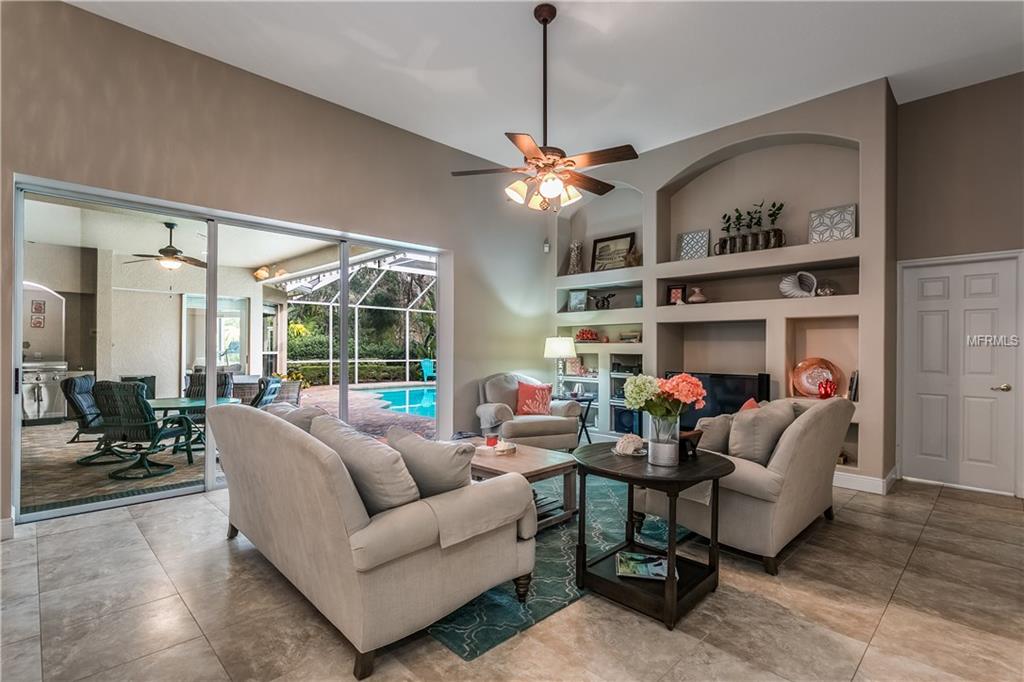 9809 EMERALD LINKS DRIVE, TAMPA, Florida 33626, 4 Bedrooms Bedrooms, 10 Rooms Rooms,3 BathroomsBathrooms,Residential,For sale,EMERALD LINKS,T2928386