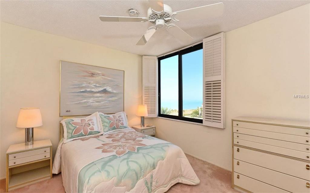 1945 GULF OF MEXICO DRIVE, LONGBOAT KEY, Florida 34228, 2 Bedrooms Bedrooms, 5 Rooms Rooms,2 BathroomsBathrooms,Residential,For sale,GULF OF MEXICO,A4210146