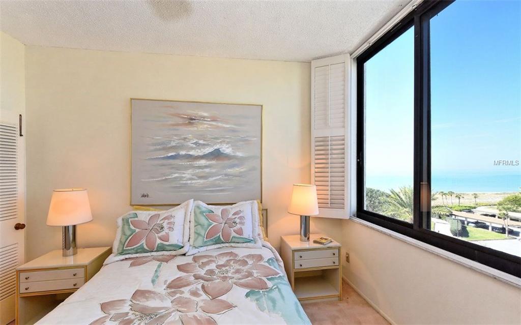 1945 GULF OF MEXICO DRIVE, LONGBOAT KEY, Florida 34228, 2 Bedrooms Bedrooms, 5 Rooms Rooms,2 BathroomsBathrooms,Residential,For sale,GULF OF MEXICO,A4210146