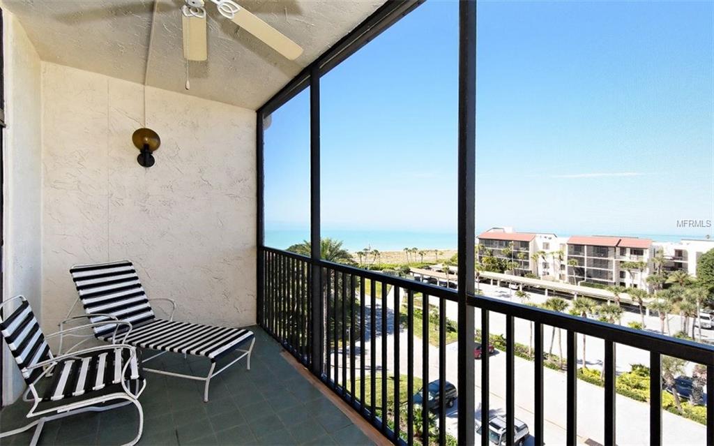 1945 GULF OF MEXICO DRIVE, LONGBOAT KEY, Florida 34228, 2 Bedrooms Bedrooms, 5 Rooms Rooms,2 BathroomsBathrooms,Residential,For sale,GULF OF MEXICO,A4210146