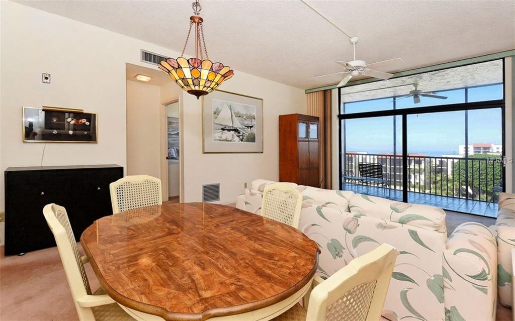 1945 GULF OF MEXICO DRIVE, LONGBOAT KEY, Florida 34228, 2 Bedrooms Bedrooms, 5 Rooms Rooms,2 BathroomsBathrooms,Residential,For sale,GULF OF MEXICO,A4210146