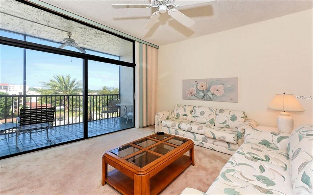 1945 GULF OF MEXICO DRIVE, LONGBOAT KEY, Florida 34228, 2 Bedrooms Bedrooms, 5 Rooms Rooms,2 BathroomsBathrooms,Residential,For sale,GULF OF MEXICO,A4210146