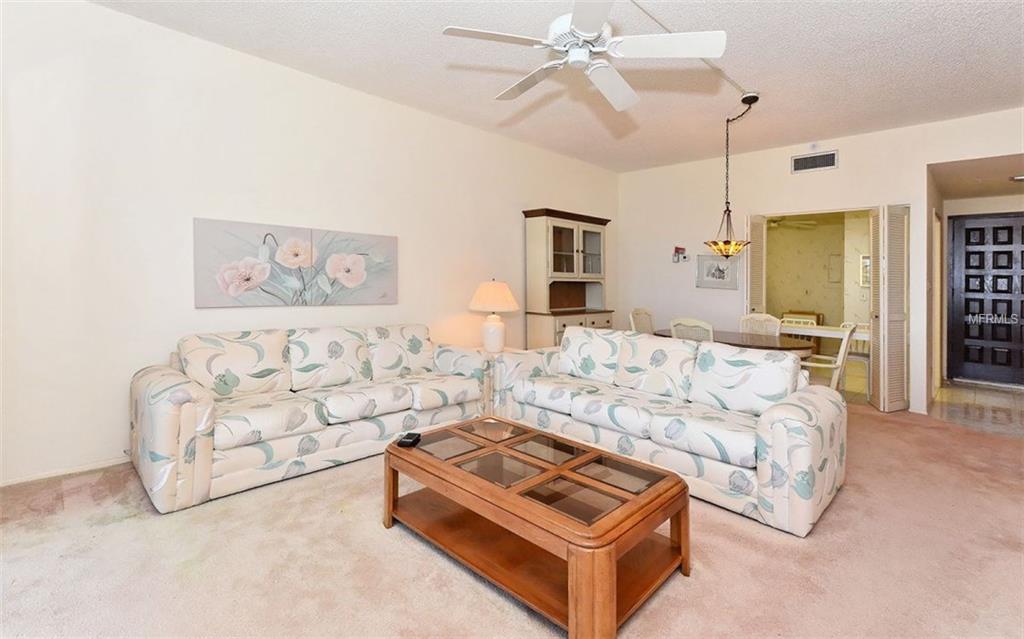 1945 GULF OF MEXICO DRIVE, LONGBOAT KEY, Florida 34228, 2 Bedrooms Bedrooms, 5 Rooms Rooms,2 BathroomsBathrooms,Residential,For sale,GULF OF MEXICO,A4210146