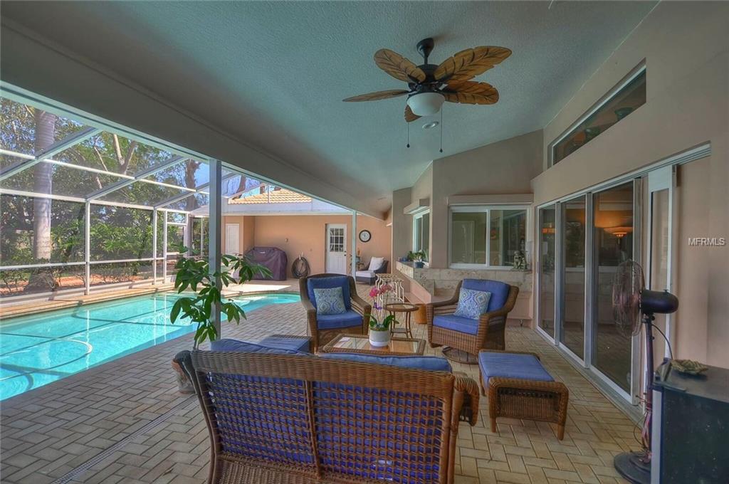 166 WOODCREEK DRIVE N, SAFETY HARBOR, Florida 34695, 4 Bedrooms Bedrooms, 10 Rooms Rooms,2 BathroomsBathrooms,Residential,For sale,WOODCREEK,T2868317