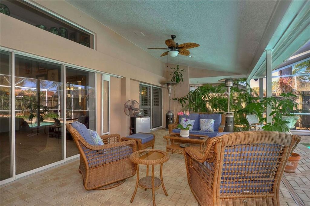 166 WOODCREEK DRIVE N, SAFETY HARBOR, Florida 34695, 4 Bedrooms Bedrooms, 10 Rooms Rooms,2 BathroomsBathrooms,Residential,For sale,WOODCREEK,T2868317