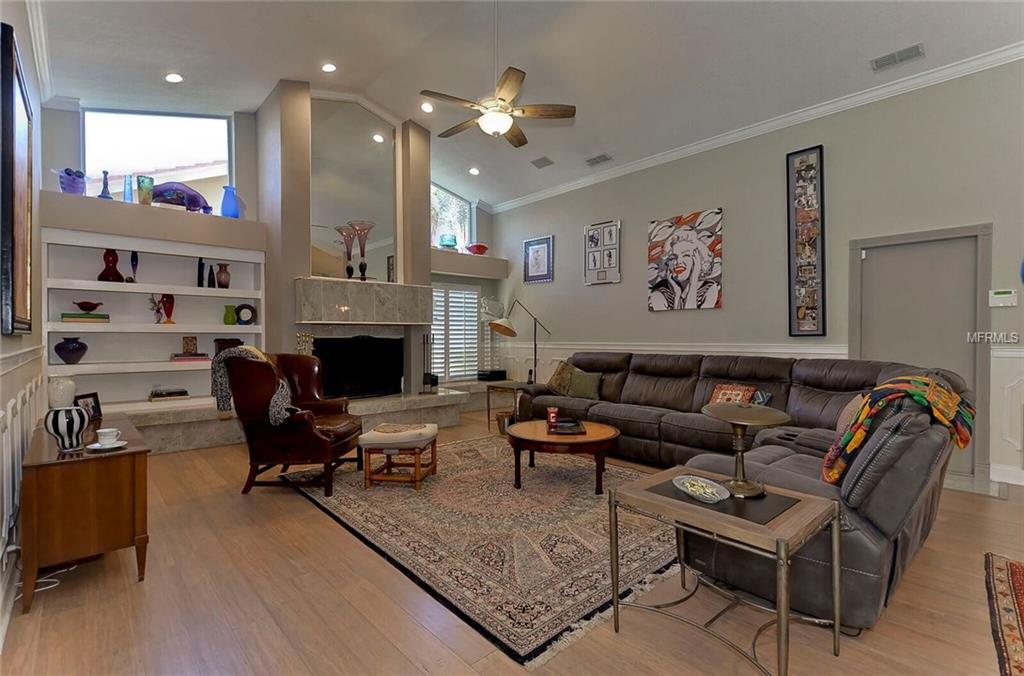 166 WOODCREEK DRIVE N, SAFETY HARBOR, Florida 34695, 4 Bedrooms Bedrooms, 10 Rooms Rooms,2 BathroomsBathrooms,Residential,For sale,WOODCREEK,T2868317