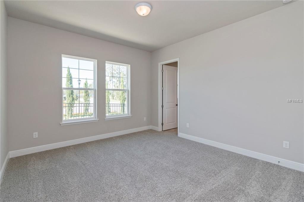 6002 SPARROWHEAD WAY, LITHIA, Florida 33547, 2 Bedrooms Bedrooms, 7 Rooms Rooms,2 BathroomsBathrooms,Residential,For sale,SPARROWHEAD,T2892224