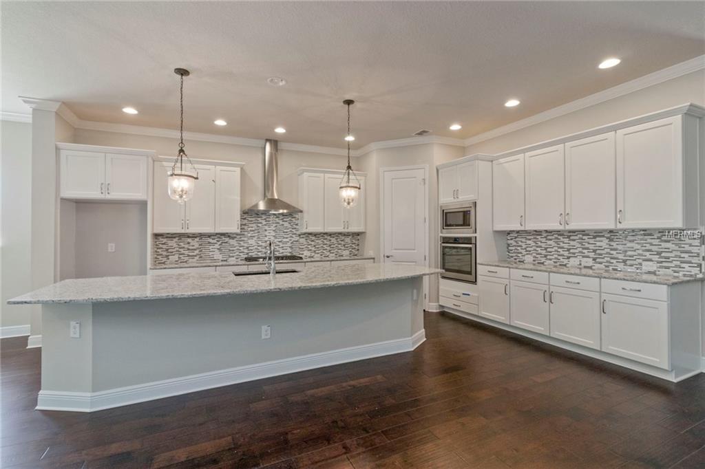 6002 SPARROWHEAD WAY, LITHIA, Florida 33547, 2 Bedrooms Bedrooms, 7 Rooms Rooms,2 BathroomsBathrooms,Residential,For sale,SPARROWHEAD,T2892224