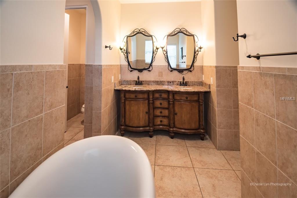 1310 BORDER DRIVE, WINTER PARK, Florida 32789, 4 Bedrooms Bedrooms, 3 Rooms Rooms,3 BathroomsBathrooms,Residential,For sale,BORDER,O5533605