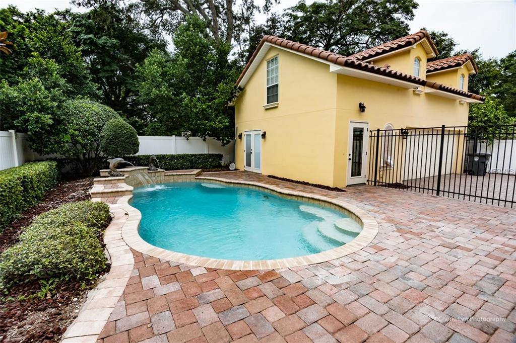 1310 BORDER DRIVE, WINTER PARK, Florida 32789, 4 Bedrooms Bedrooms, 3 Rooms Rooms,3 BathroomsBathrooms,Residential,For sale,BORDER,O5533605