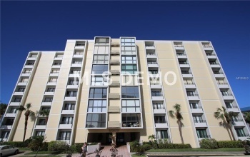 800 S GULFVIEW BOULEVARD, CLEARWATER BEACH, Florida 33767, 2 Bedrooms Bedrooms, 5 Rooms Rooms,2 BathroomsBathrooms,Residential,For sale,GULFVIEW,U7834117
