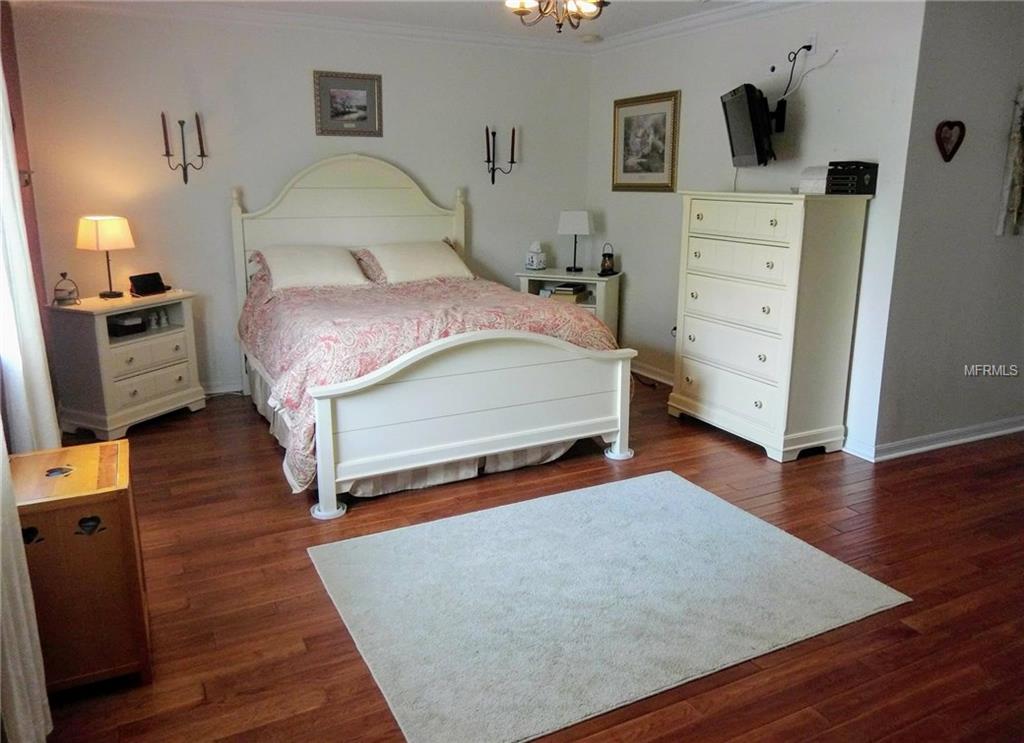 18910 FISHERMANS BEND DRIVE, LUTZ, Florida 33558, 6 Bedrooms Bedrooms, 4 Rooms Rooms,3 BathroomsBathrooms,Residential,For sale,FISHERMANS BEND,T2913318