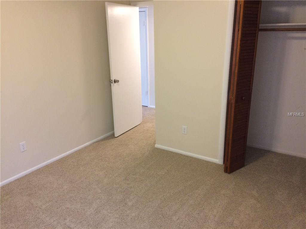 2604 WINDING RIDGE AVENUE S, KISSIMMEE, Florida 34741, 4 Bedrooms Bedrooms, 9 Rooms Rooms,3 BathroomsBathrooms,Residential,For sale,WINDING RIDGE,O5548867