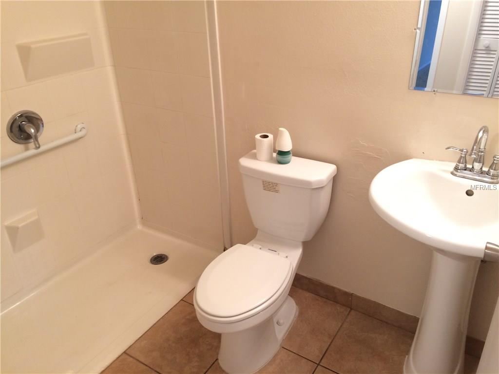 2604 WINDING RIDGE AVENUE S, KISSIMMEE, Florida 34741, 4 Bedrooms Bedrooms, 9 Rooms Rooms,3 BathroomsBathrooms,Residential,For sale,WINDING RIDGE,O5548867