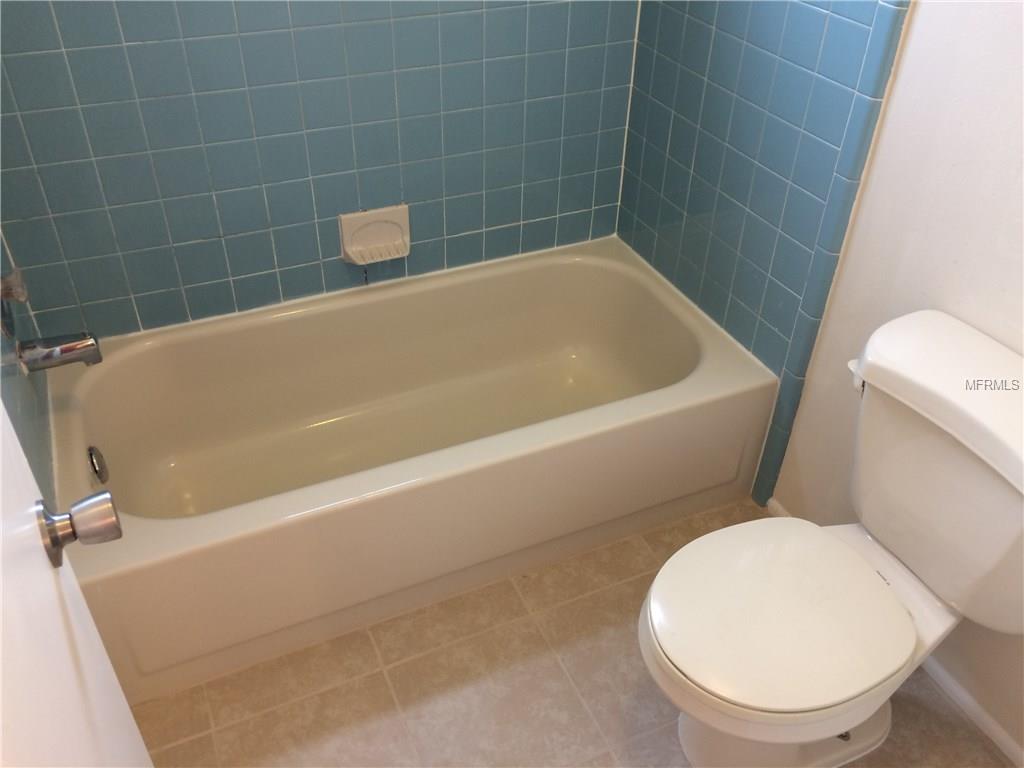 2604 WINDING RIDGE AVENUE S, KISSIMMEE, Florida 34741, 4 Bedrooms Bedrooms, 9 Rooms Rooms,3 BathroomsBathrooms,Residential,For sale,WINDING RIDGE,O5548867