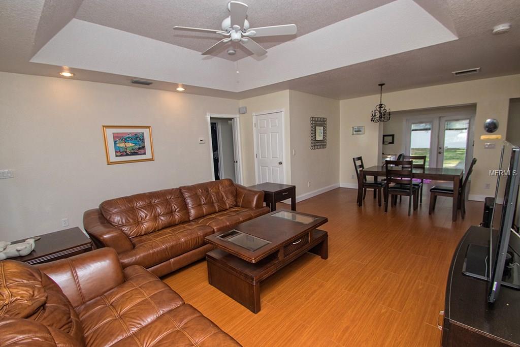 2120 HAWTHORNE STREET, SARASOTA, Florida 34239, 2 Bedrooms Bedrooms, 7 Rooms Rooms,2 BathroomsBathrooms,Residential,For sale,HAWTHORNE,A4204861