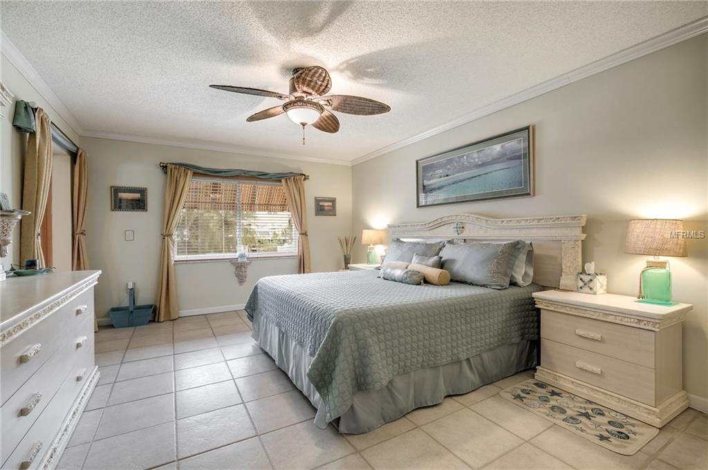 4651 DEWEY, NEW PORT RICHEY, Florida 34652, 3 Bedrooms Bedrooms, 4 Rooms Rooms,2 BathroomsBathrooms,Residential,For sale,DEWEY,W7636563