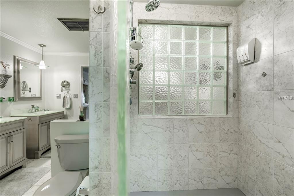 4651 DEWEY, NEW PORT RICHEY, Florida 34652, 3 Bedrooms Bedrooms, 4 Rooms Rooms,2 BathroomsBathrooms,Residential,For sale,DEWEY,W7636563