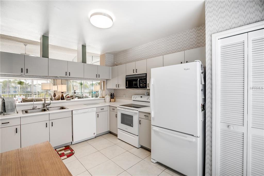 11660 SHIPWATCH DRIVE, LARGO, Florida 33774, 2 Bedrooms Bedrooms, 5 Rooms Rooms,2 BathroomsBathrooms,Residential,For sale,SHIPWATCH,U7845463