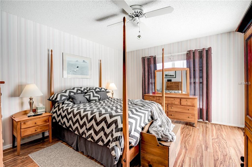 11660 SHIPWATCH DRIVE, LARGO, Florida 33774, 2 Bedrooms Bedrooms, 5 Rooms Rooms,2 BathroomsBathrooms,Residential,For sale,SHIPWATCH,U7845463