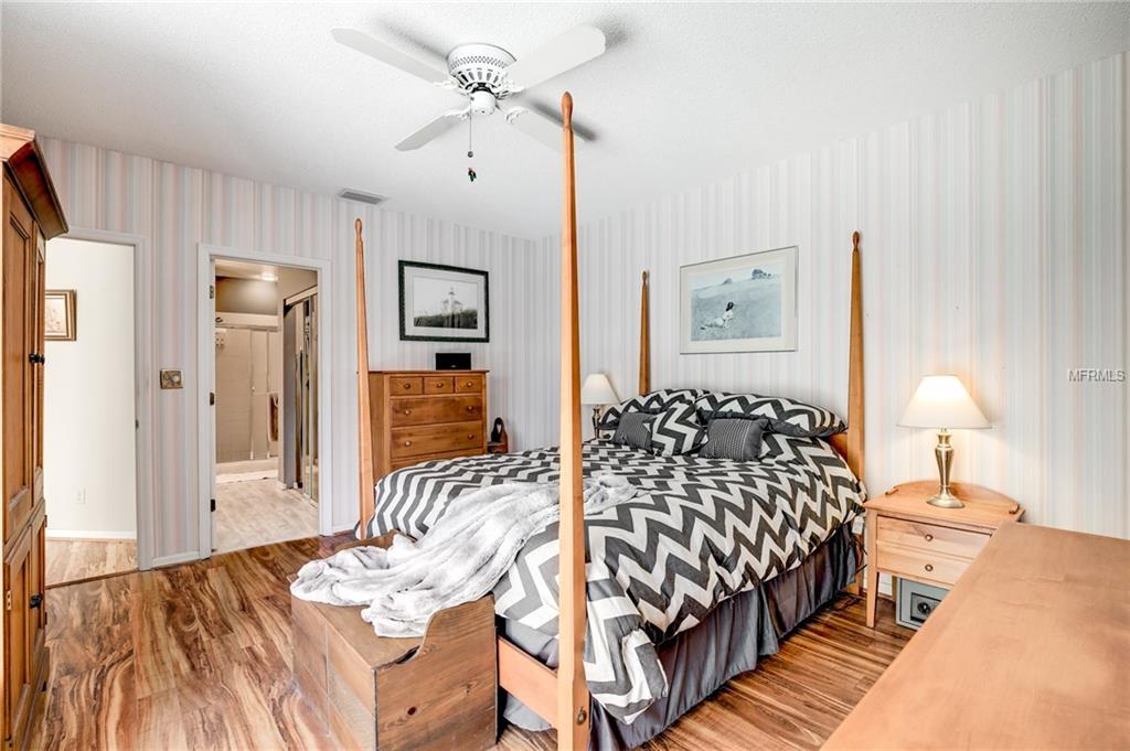 11660 SHIPWATCH DRIVE, LARGO, Florida 33774, 2 Bedrooms Bedrooms, 5 Rooms Rooms,2 BathroomsBathrooms,Residential,For sale,SHIPWATCH,U7845463