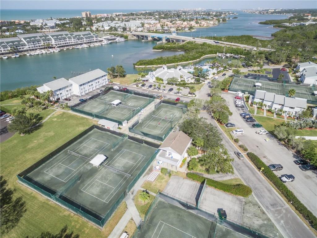 11660 SHIPWATCH DRIVE, LARGO, Florida 33774, 2 Bedrooms Bedrooms, 5 Rooms Rooms,2 BathroomsBathrooms,Residential,For sale,SHIPWATCH,U7845463