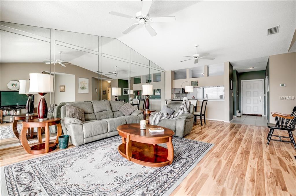 11660 SHIPWATCH DRIVE, LARGO, Florida 33774, 2 Bedrooms Bedrooms, 5 Rooms Rooms,2 BathroomsBathrooms,Residential,For sale,SHIPWATCH,U7845463