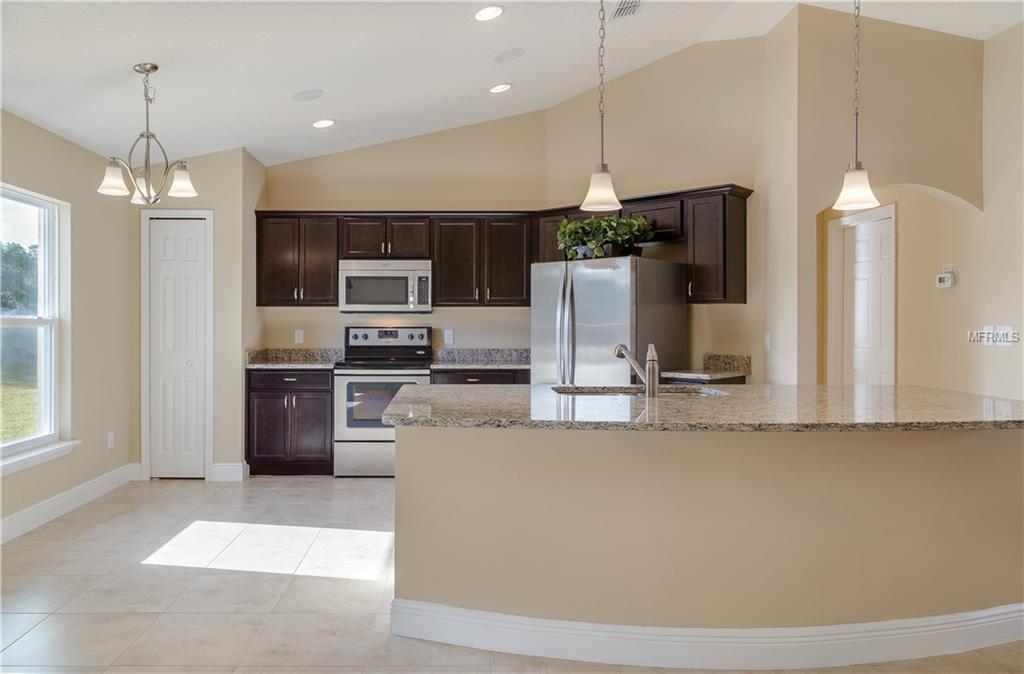 157 WILLOW DRIVE, POINCIANA, Florida 34759, 3 Bedrooms Bedrooms, 7 Rooms Rooms,2 BathroomsBathrooms,Residential,For sale,WILLOW,S4856495