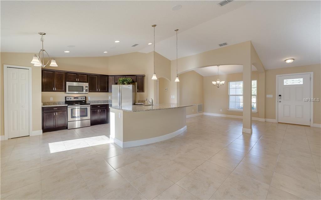 157 WILLOW DRIVE, POINCIANA, Florida 34759, 3 Bedrooms Bedrooms, 7 Rooms Rooms,2 BathroomsBathrooms,Residential,For sale,WILLOW,S4856495