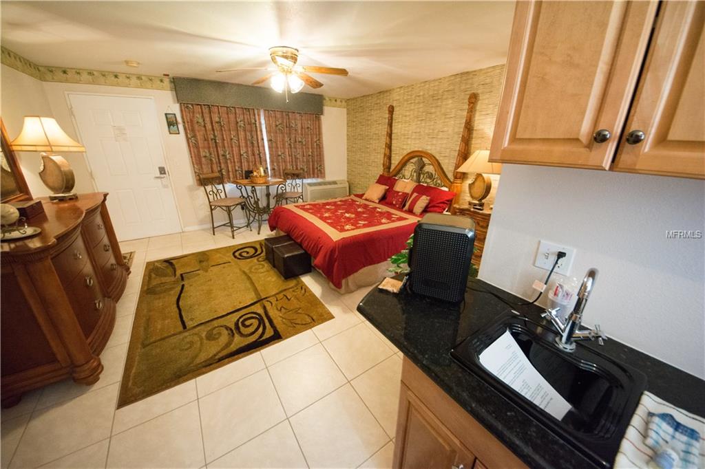 603 MANDALAY AVENUE, CLEARWATER BEACH, Florida 33767, 1 Bedroom Bedrooms, 3 Rooms Rooms,1 BathroomBathrooms,Residential,For sale,MANDALAY,U7846830