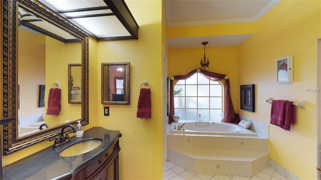 3442 WOODRIDGE PARKWAY, PALM HARBOR, Florida 34684, 4 Bedrooms Bedrooms, 5 Rooms Rooms,3 BathroomsBathrooms,Residential,For sale,WOODRIDGE,U7847044