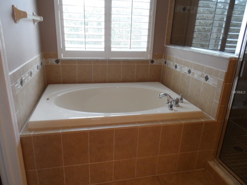 4046 BRAMBLEWOOD LOOP, SPRING HILL, Florida 34609, 3 Bedrooms Bedrooms, 5 Rooms Rooms,2 BathroomsBathrooms,Residential,For sale,BRAMBLEWOOD,W7637799