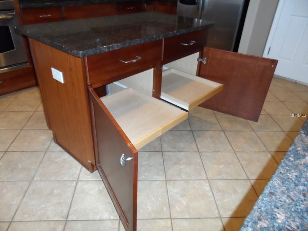 4046 BRAMBLEWOOD LOOP, SPRING HILL, Florida 34609, 3 Bedrooms Bedrooms, 5 Rooms Rooms,2 BathroomsBathrooms,Residential,For sale,BRAMBLEWOOD,W7637799