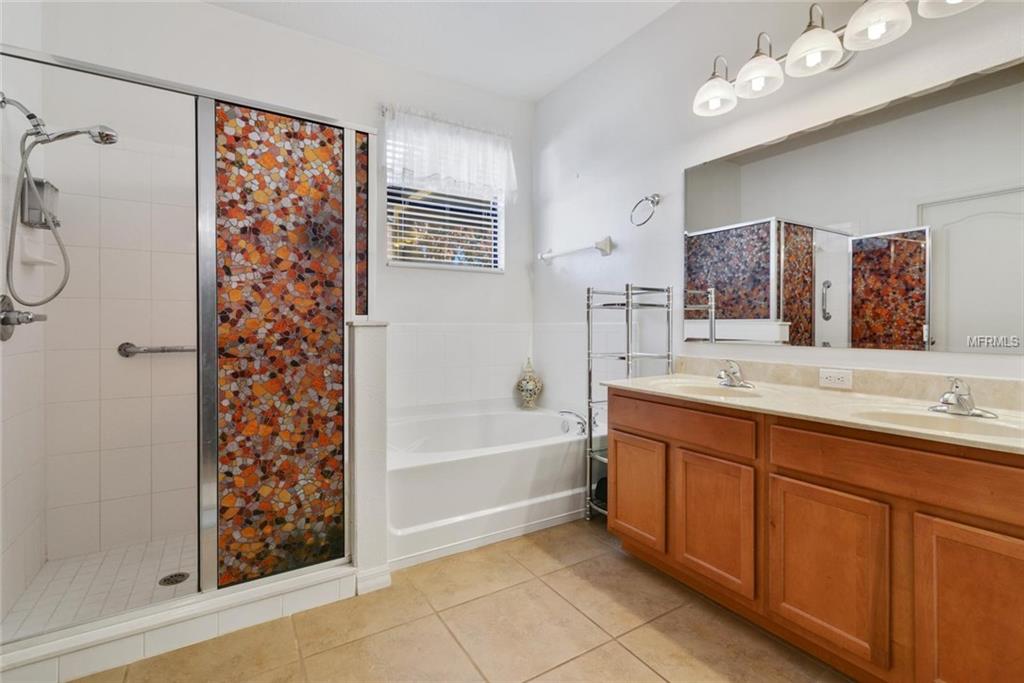 2826 SCENIC LANE, KISSIMMEE, Florida 34744, 4 Bedrooms Bedrooms, 6 Rooms Rooms,2 BathroomsBathrooms,Residential,For sale,SCENIC,O5561757